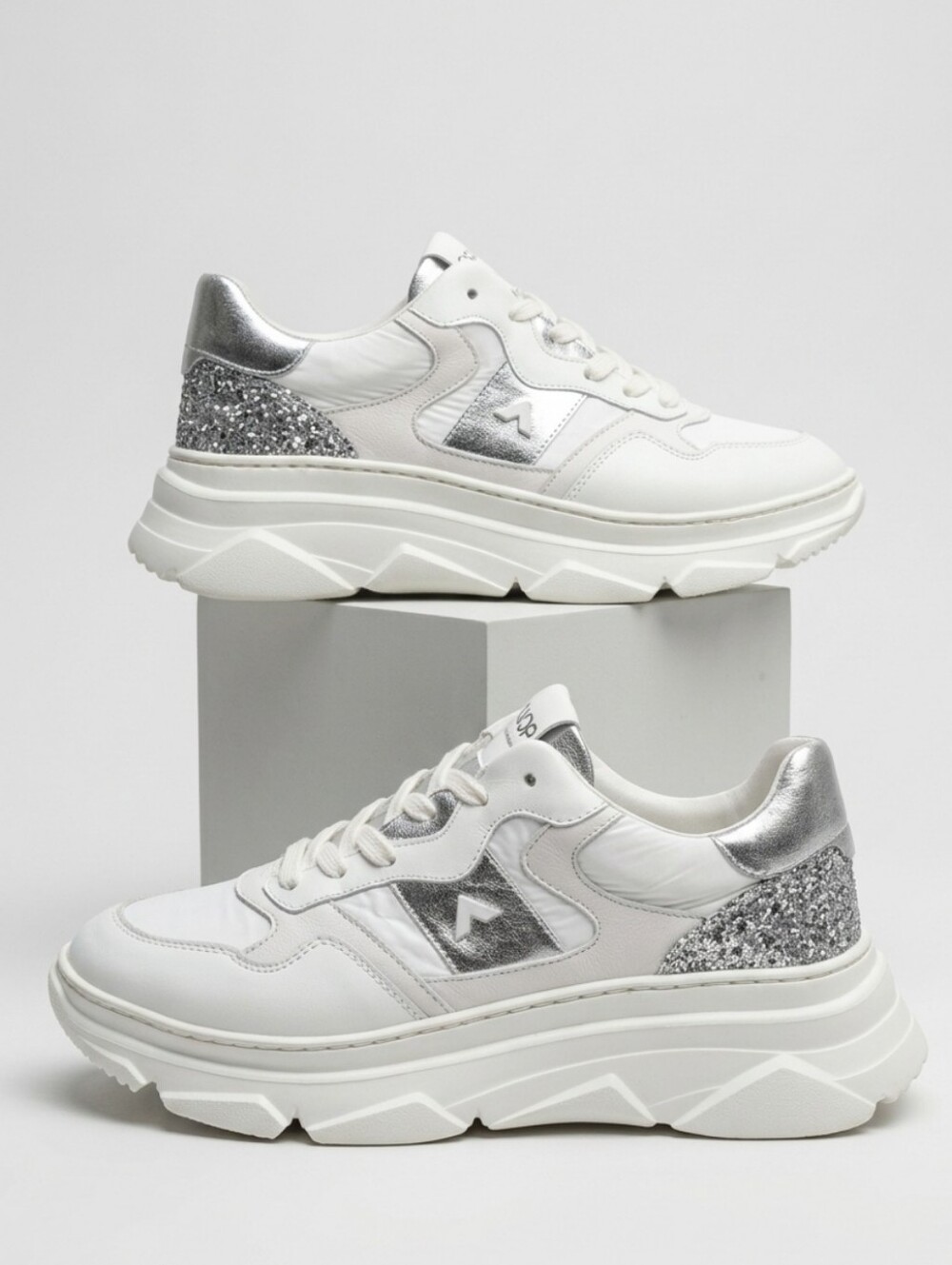 Stylish Leather White & Silver Modern Sneakers